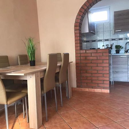 Tahiti Apartman Apartment Hajduszoboszlo Bagian luar foto