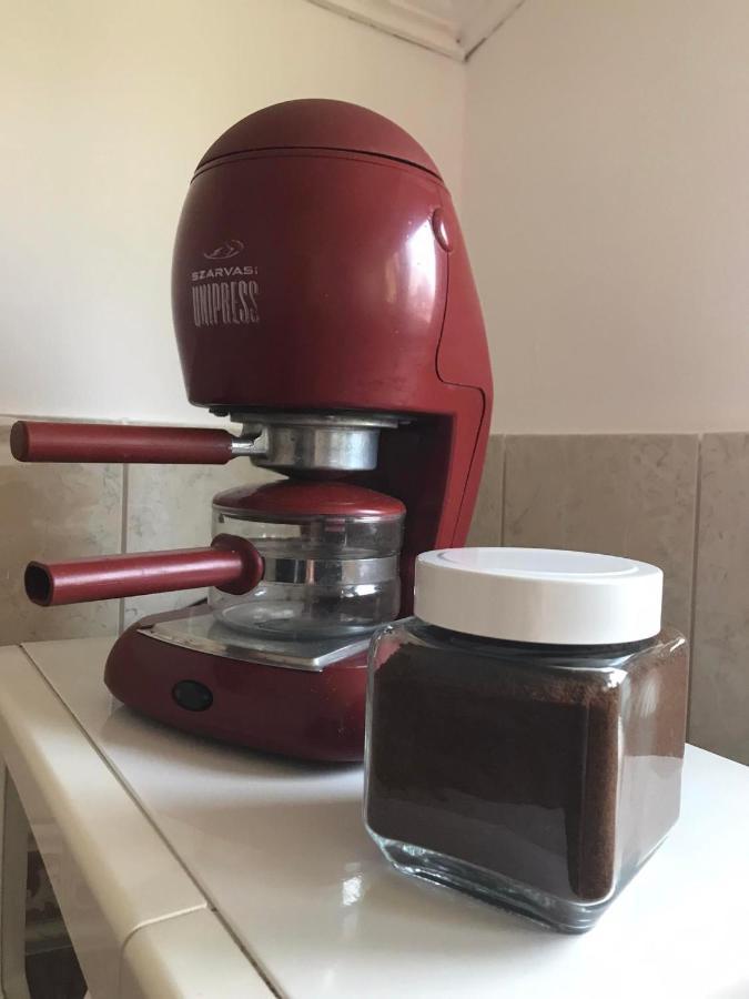Tahiti Apartman Apartment Hajduszoboszlo Bagian luar foto