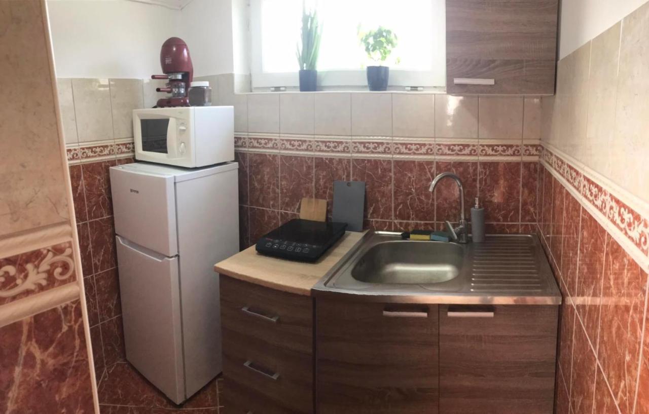 Tahiti Apartman Apartment Hajduszoboszlo Bagian luar foto