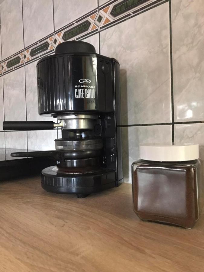Tahiti Apartman Apartment Hajduszoboszlo Bagian luar foto